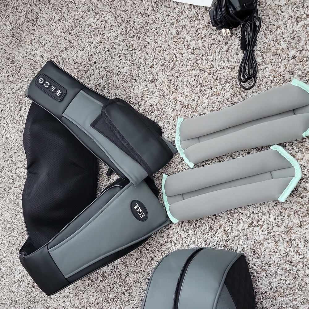4 Function Deep Tissue MASSAGER. - Picture 3 of 6
